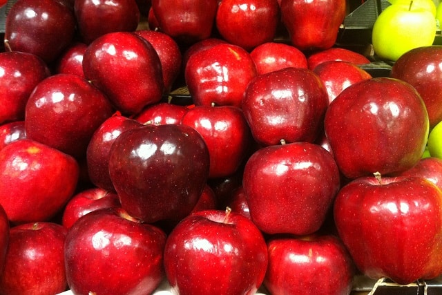 American Red Apple